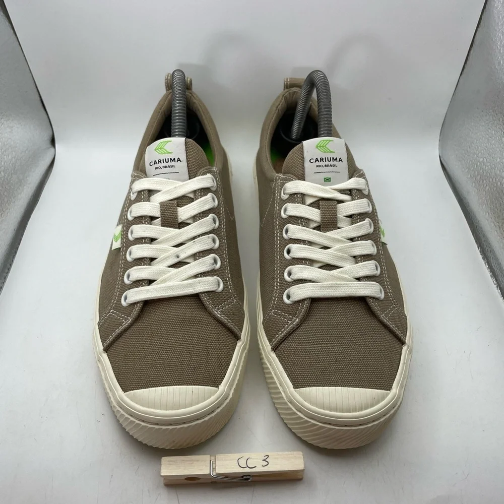 Cariuma OCA women’s brown sneakers size 9.5